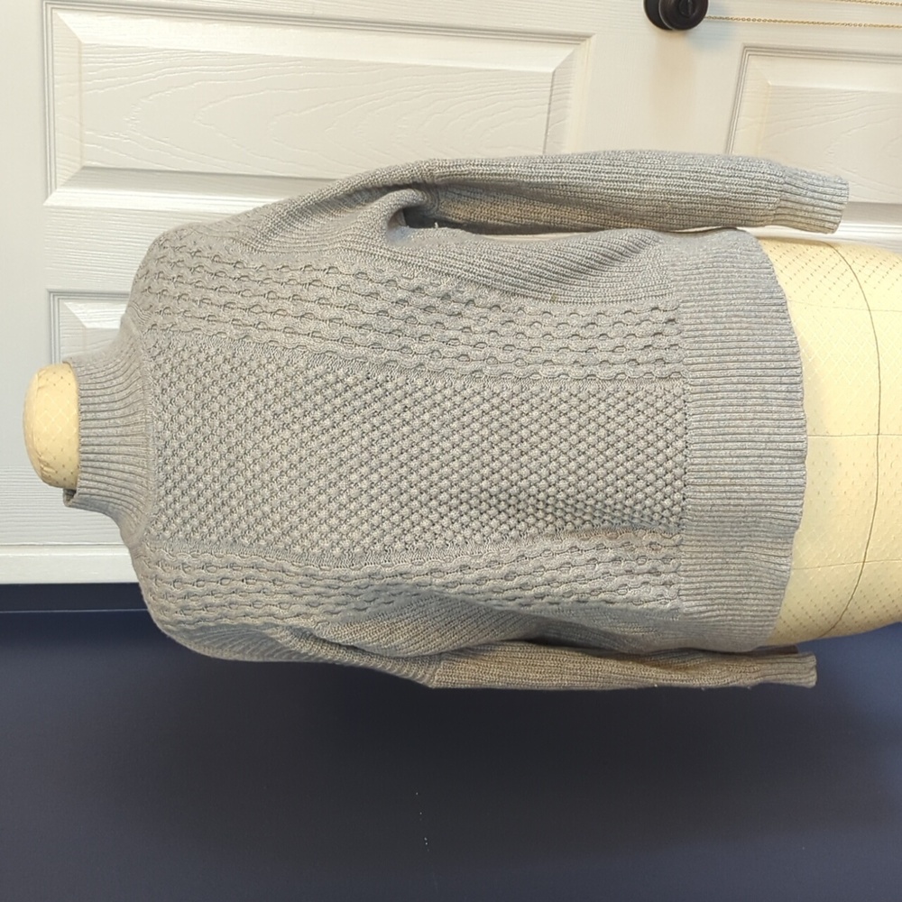 Gap chunky knit grey sweater medium